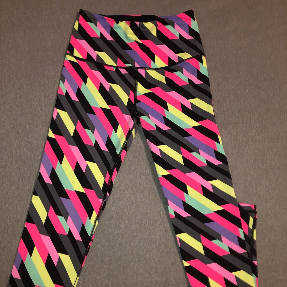 VS Sport leggings